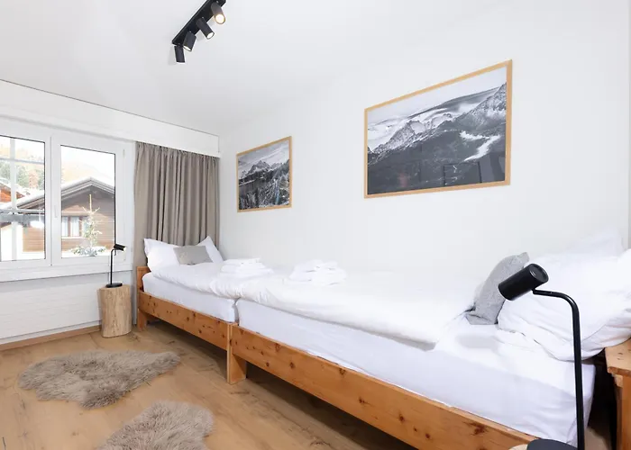 Modern Crossing Facing Piz Rosatsch